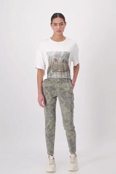 Camouflage trousers with flowers