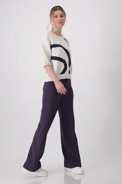 Wide-leg trousers