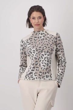 Jumper with leopard pattern